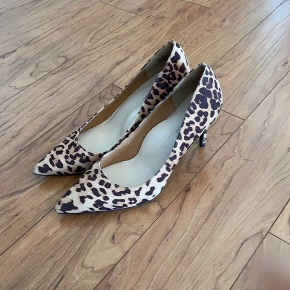 Just Fab Pumps - Picture 6 of 7